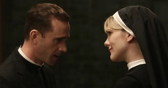 Der Kleiderbugel American Horror Story Wiki Fandom