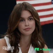 Death-Valley-10x09-Promo-Kendall.jpg (106 KB)