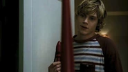 111-420.jpg (146 KB) Tate tries to seduce Patrick to steal one of his things