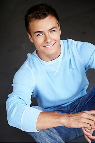 Peyton Meyer American Housewife Wiki Fandom