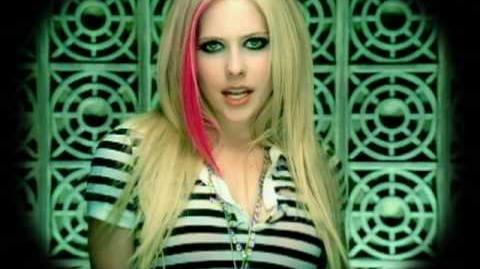 Avril Lavigne:Hot