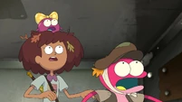 S1E18B-Polly, Anne, & Sprig shocked.jpg (166 KB)