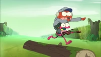 S1E17B-Sprig running with HP on his shoulders.jpg (96 KB)
