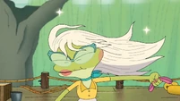 S1E16A-Sylvia's gorgeous hair.jpg (114 KB)