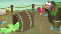 S1E16A-Sprig spilling a barrel.jpg (264 KB)