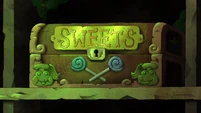 S1E17A-Sweets box.jpg (314 KB)