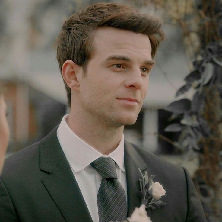 Kol Mikaelson  Kol mikaelson, Vampire diaries, The originals