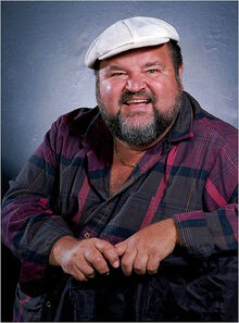 05DeLuise-500.jpg