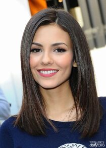 happy birthday to the one and only Tori Vega, @victoriajustice!