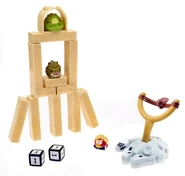 Angry Birds Star Wars: Tatooine Настольная игра, совмещённая с Jenga, и основанная на событиях Angry Birds Star Wars.