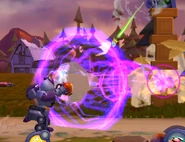 Атакует на уровне