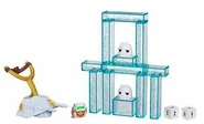 Angry Birds Star Wars: Hoth Настольная игра, совмещённая с Jenga, и основанная на событиях Angry Birds Star Wars.