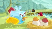 ABSpaceTrailerScreenshot10.png (2.26 MB) Ice Bird protecting the eggsteroid from the Flock.