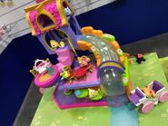 Toyfair Image of the Pet Fantasy Castle