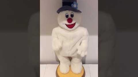 Hip_Swinging_Frosty_The_Snowman