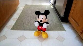 Mickey hot dog dancer toy outlet