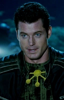 Джеймс Мэдрокс