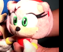 shadow the hedgehog and amy rose kissing