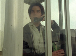 TobiasonthephoneTv.png