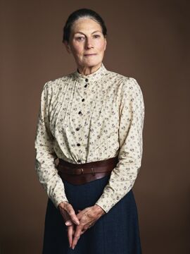 Anne with an E - Cast, Ages, Trivia