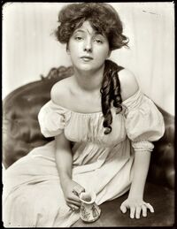 Evelynnesbit