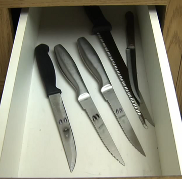 World's sharpest knife on Make a GIF