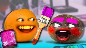 Annoying_Orange_-_Boyfriend_Does_My_Makeup_Challenge!