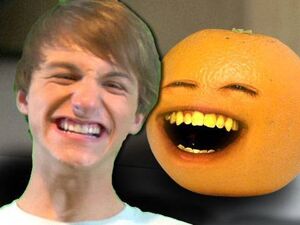 Annoying_Orange_vs._FRED!!!