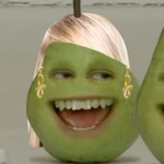 Mama Pear in her debut