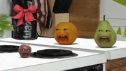 Orange, Pear, and Midget Apple screaming