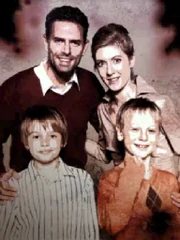 A young Jonathan (bottom left) with his family.