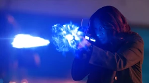 Lopez eröffnet das Feuer