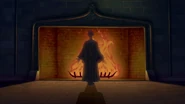 Frollo singt vor dem Kamin.