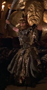 Fürst Brytag mit kampfbereit erhobenem Schwert.