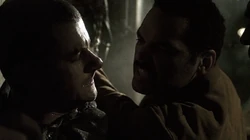 Hector verhört Chase