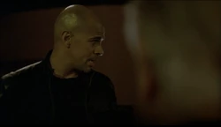 Chapman erhält den Kampfstoff