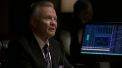 HodgesJackIstFrei.png (399 KB) Hodges erfährt, dass Jack aus FBI-Gewahrsam entlassen wurde