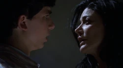 DinaVerabschiedetBehrooz.png (427 KB) Dina verabschiedet sich von Behrooz