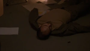 Nina lässt Faheen bewusstlos zurück