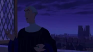 Frollo wendet sich von der Notre Dame ab.