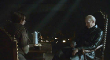2 7 Tywin bietet Arya etwas zu essen an+