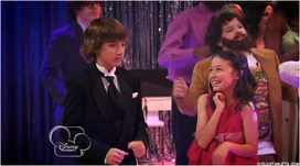 Violet flirts with Fletcher in fANTasy girl.