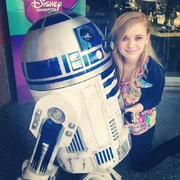 Sierra with R2-D2... or a replica of him.