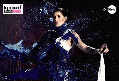 Splashing Paint