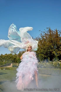 Avant Garde in Garden