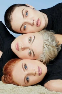 Model Sandwich Beauty Shots