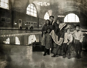 Ellis Island Immigrants