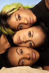 Model Sandwich Beauty Shots