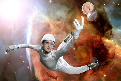 Covergirls in Space