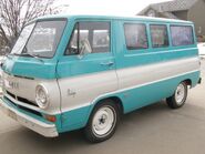 Lynn Sr.'s van